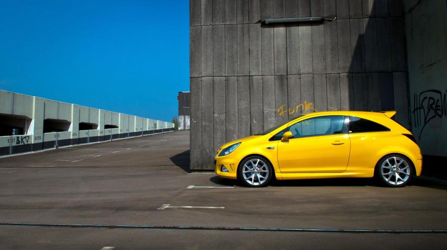  Opel Corsa 2011 года  (фото 8 из 18)